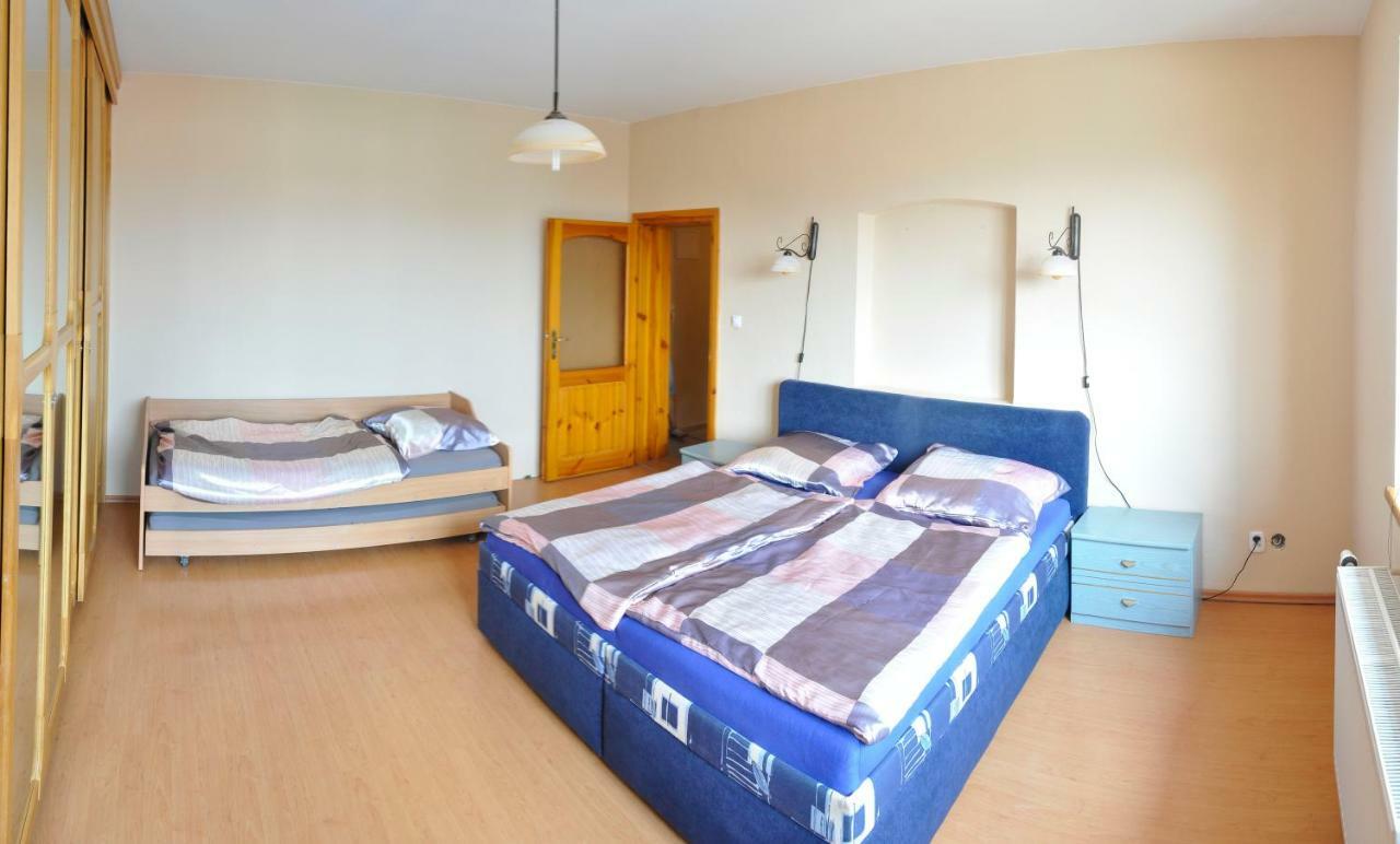 Apartman Bela Spisska Bela Buitenkant foto